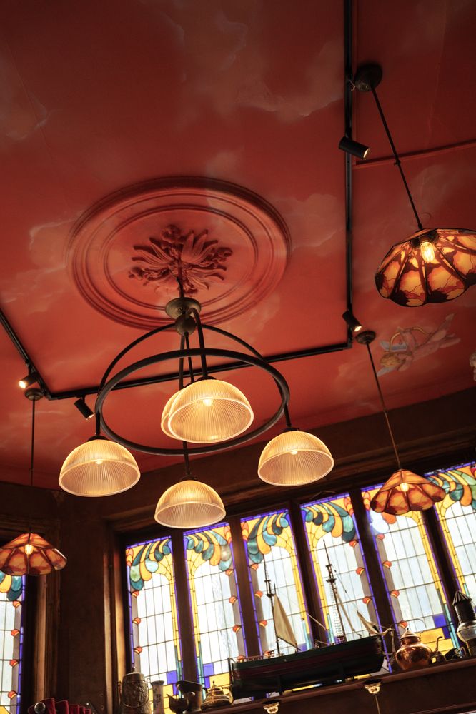 Heemelrijck Amsterdam — Onder het plafond