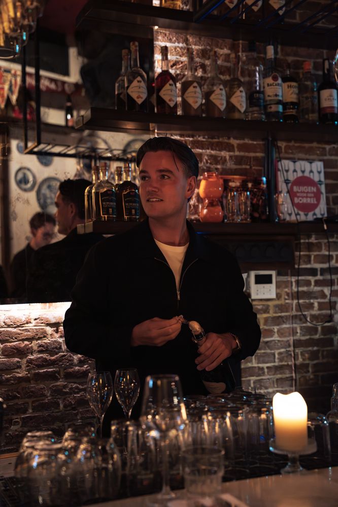 Heemelrijck Amsterdam — Achter de tap
